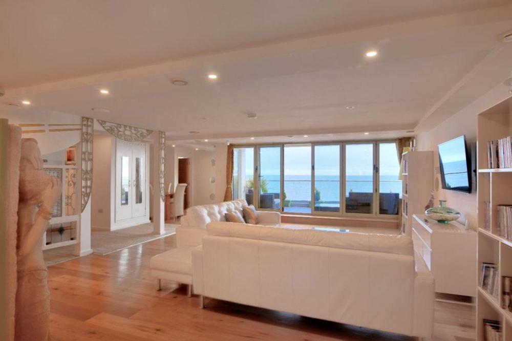 Largigi Offering Two Amazing Panoramic Sea Front Apartments Lyme Regis Exterior foto